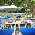 Vila Potami *